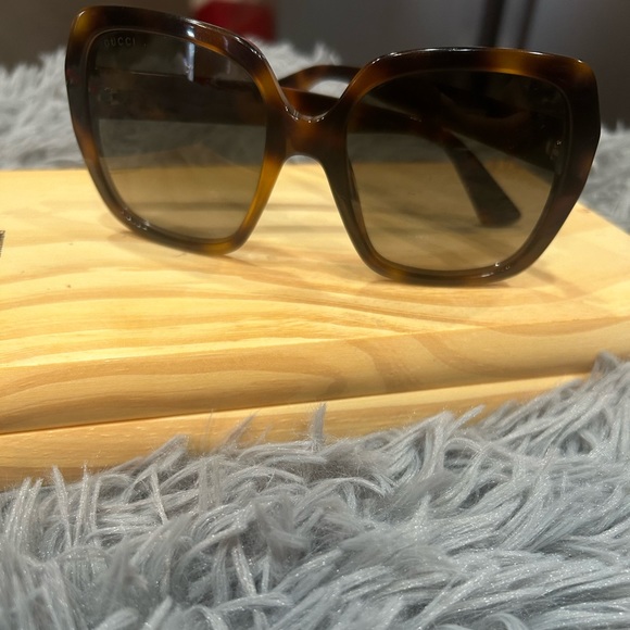 Gucci Accessories - Gucci Sunglasses